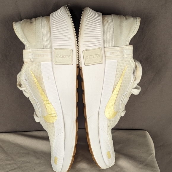 Nike Reposto size 8 ladies tennis shoes - Picture 1 of 12